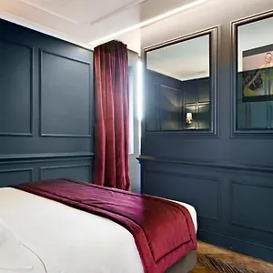 Otel The Corner